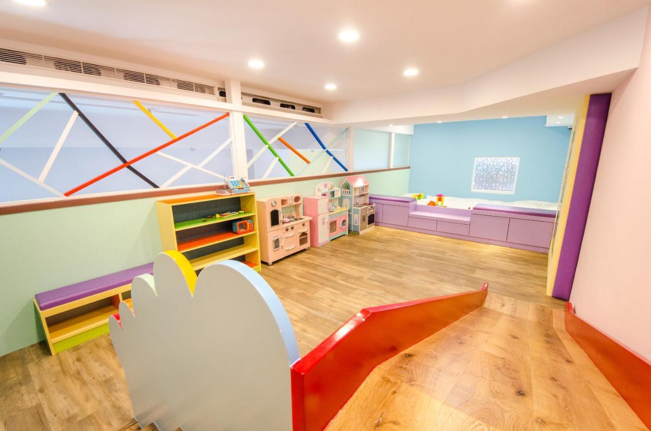 安尼赫時尚旅店 Anich Fashion Inn I 墾丁大街 I 親子遊戲區 I 停車位 Exterior foto